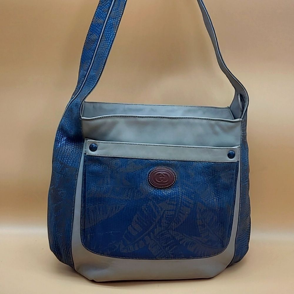 Authentic Gucci Shoulder Bag 